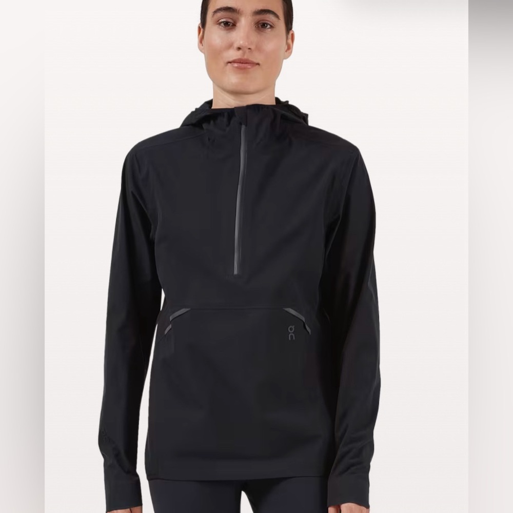 ON RUNNING WATERPROOF WINDPROOF BREATHABLE ANORAK BLACK M $359